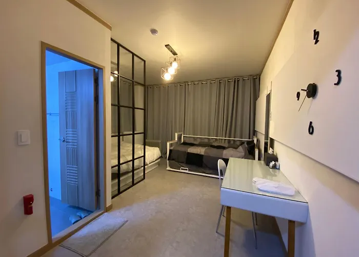 Gasthuis Chris House 3*